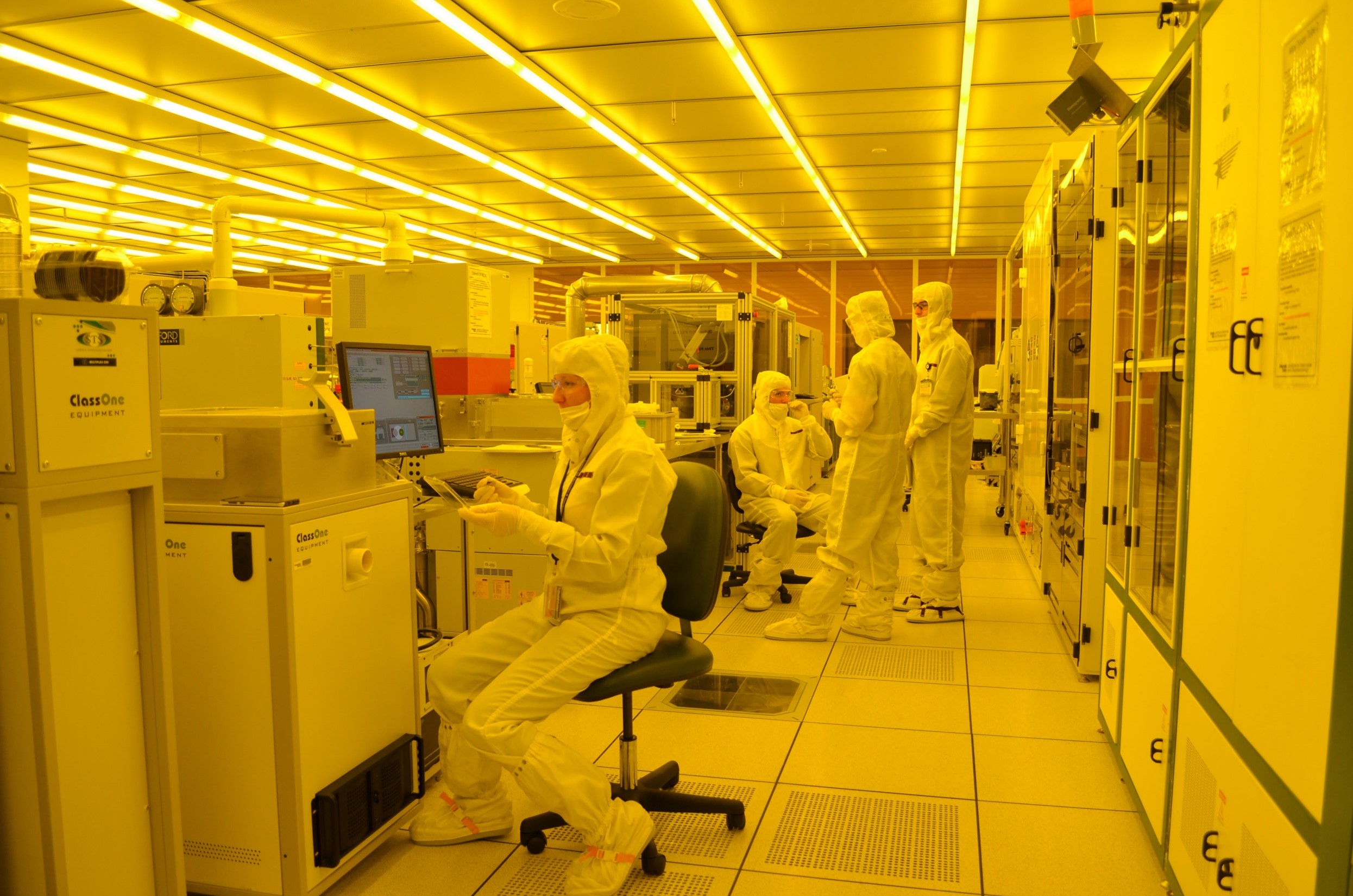 cleanroom-for-ien-block.jpg